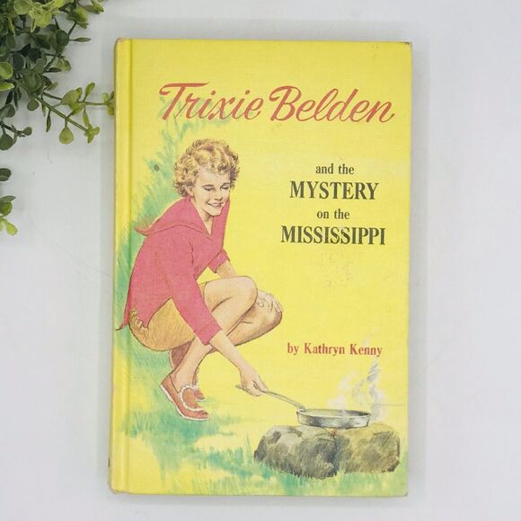 TRIXIE BELDEN #15: THE MYSTERY ON THE MISSISSIPPI by Kathryn Kenny Circa 1965 - Picture 1 of 9